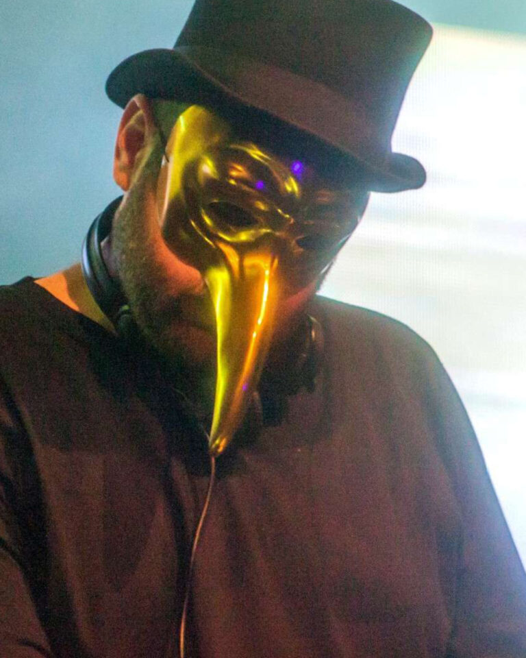 Claptone