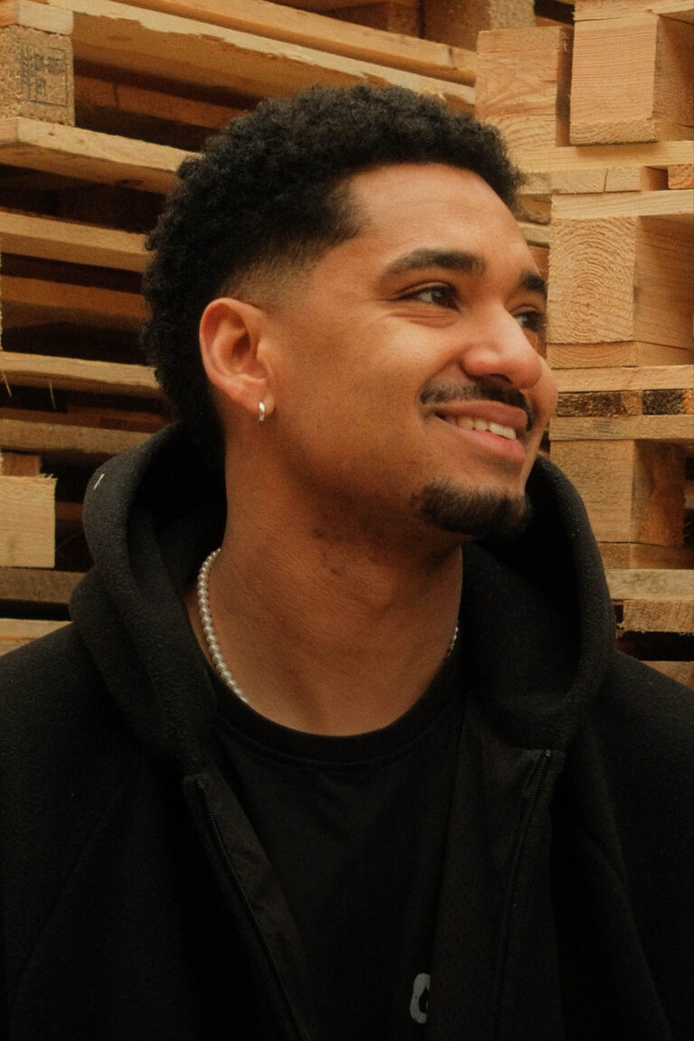 Aaron Miraku